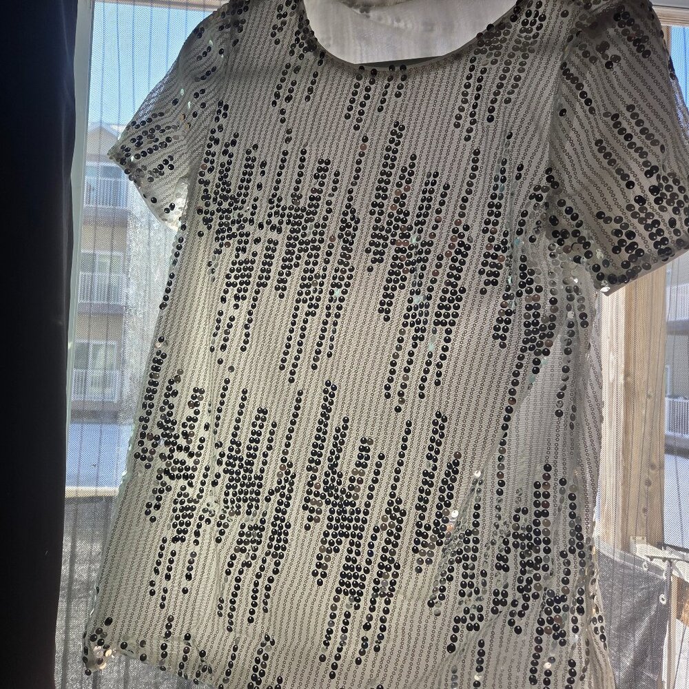 White sequin short sleeve top